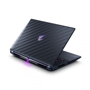 Gigabyte AORUS U9-275HX... 2