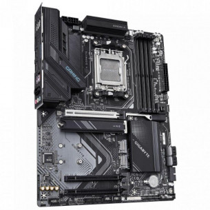 Placa Base Gigabyte X870... 2
