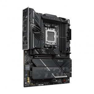 ASUS ROG Strix X870E-H... 2