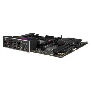 ASUS ROG STRIX B650E-E... 2
