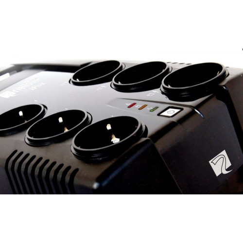 S.A.I. Riello i-Plug 480W 800VA Negra...