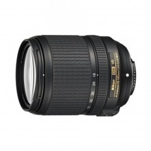 NIKON 18-140 mm f3.5-5.6 DX...