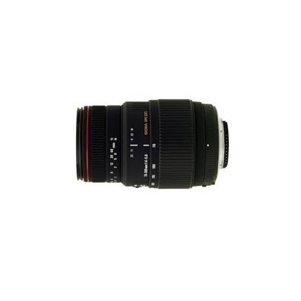 Sigma 70-300mm f/4-5.6 APO DG MACRO